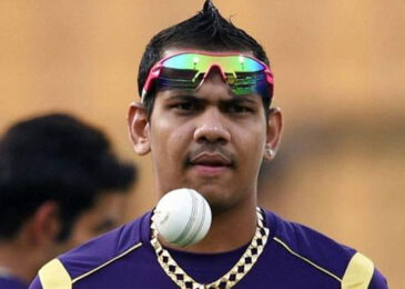 Narine shines as KKR dismantle RCB