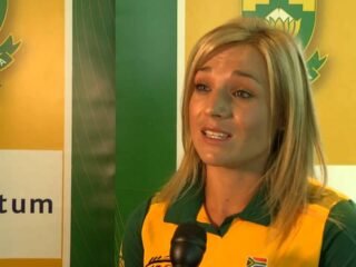 Mignon Du Preez in Vipers