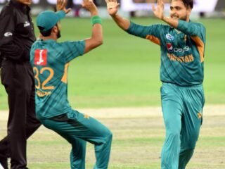 Pakistan complete T20 whitewash