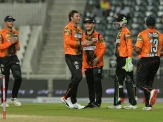 NMB Giants Power To Easy Win Over Durban Heat