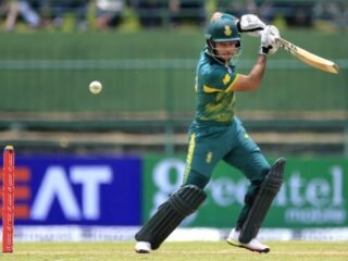 Proteas edge Pakistan in T20 thriller