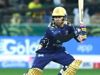 Twitter reacts on the Umar Akmal's performance for Quetta