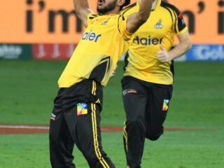 Twitter reacts on Zalmi claimed their first win in an emphatic manner