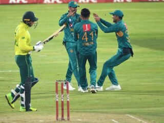 Pakistan wins the third t20 to restore some pride