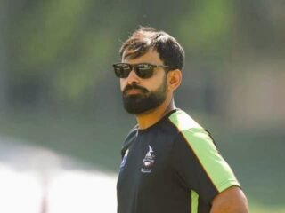 Hafeez Bids Farewell to PSL 4