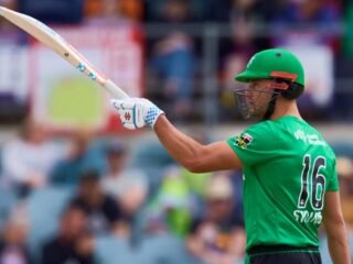 Stoinis blazing innings and bowlers earn Stars second win