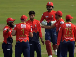 Fortune Barishal win the 2022 edition's opener by four wickets