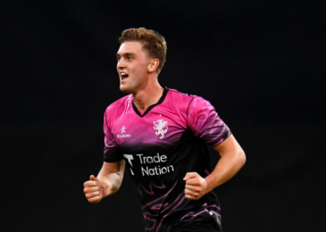 Karachi Kings replace Romario Shepherd with Tom Lammonby for PSL 2022