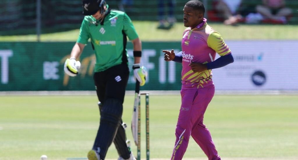 Another Semi-final spot secured as Rock Claim Victory over Dolphins