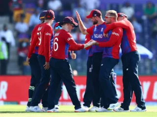 England beat South Africa in the first T20 International