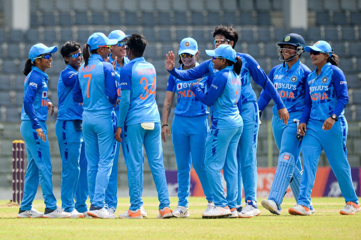 south-africa-women-s-t20i-tri-series-india-women-found-a-win-in-the