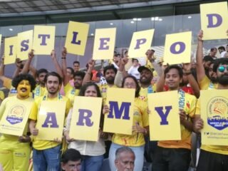 5 most popular IPL fan clubs and their unique ways of supporting their teams