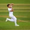 Mastering the Art of Bowling in Cricket: Techniques to Swing, Inswing, Spin, and Bowl Fast