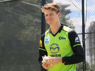 Adelaide Strikers Sign Australian Fast Bowler Brendan Doggett