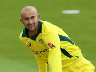 Ashton Agar has been ruled out of the T20 World Cup with a calf injury, while Travis Head is a doubt for the tournament with a quad strain.