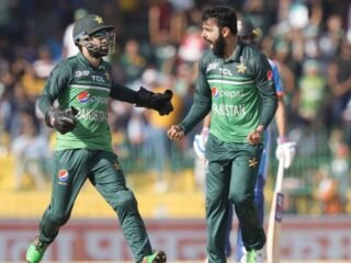 Are Shadab Khan's performances an alarming sign for Pakistan?