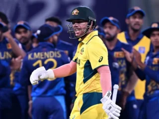 David Warner unhappy with hawk-eye technology