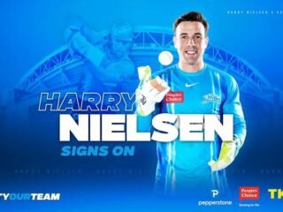 Adelaide Strikers re-sign Harry Nielsen