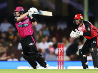 Sydney Sixers Defeat Melbourne Renegades