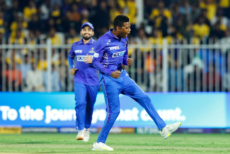 MI Emirates Spin to Crushing Victory