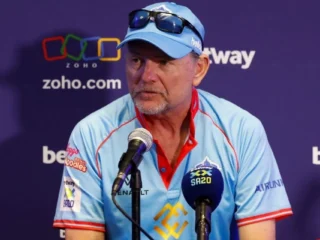 Capitals Aim for First Win Against Unbeaten Super Giants