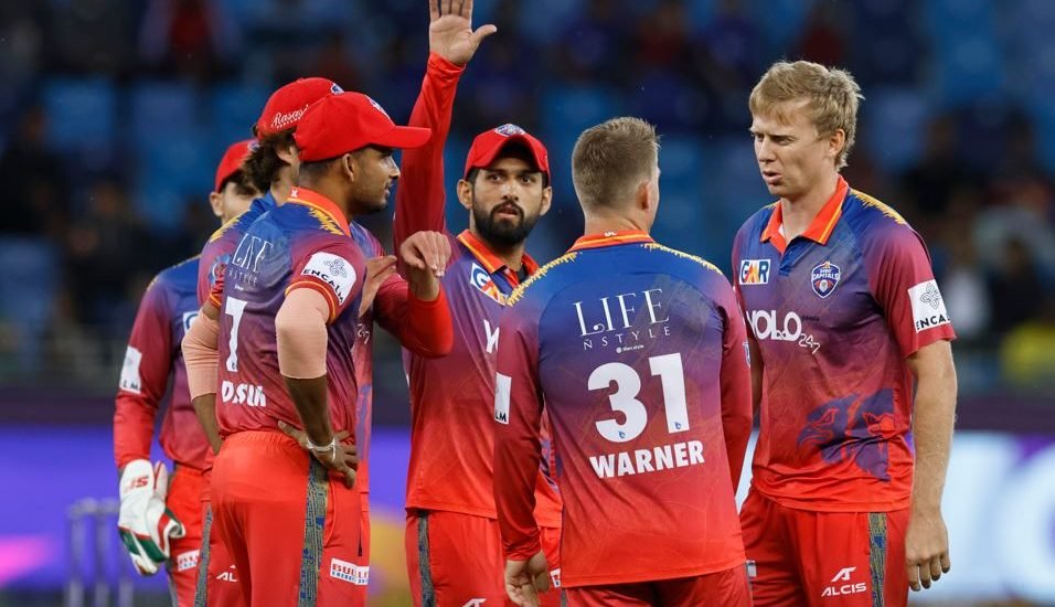 Gulf Giants Stun Dubai Capitals in Low-Scoring Thriller