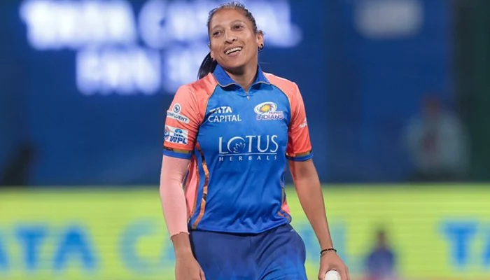 Shabnim Ismail bowls fastest delivery in women's cricket