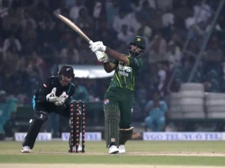 Fakhar Zaman Shines, But Pakistan Falters in Loss to New Zealand