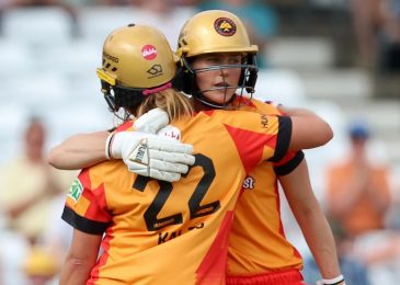 Ellyse Perry’s Heroics Lead Birmingham Phoenix Women to Thrilling Victory