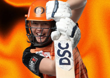 Amy Edgar Re-signs to Perth Scorchers with New Two-Year Deal