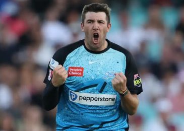 Jamie Overton Returns to Adelaide Strikers for BBL|14