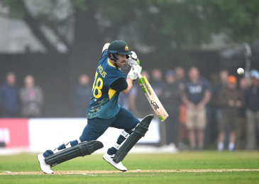 Josh Inglis’ Century Propels Australia to 70-Run Victory Over Scotland