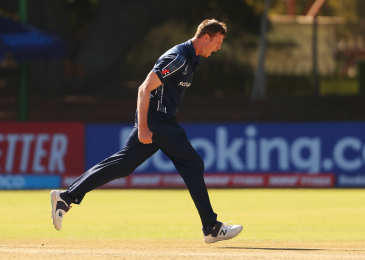 Scotland bowler Alasdair Evans has announced his retirement from international cricket