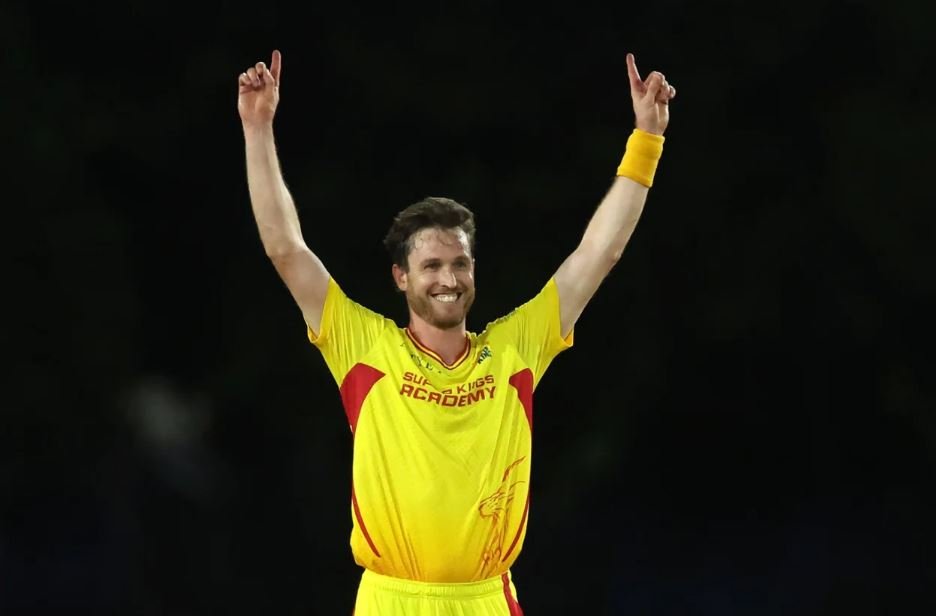 Adam Milne five-wicket haul