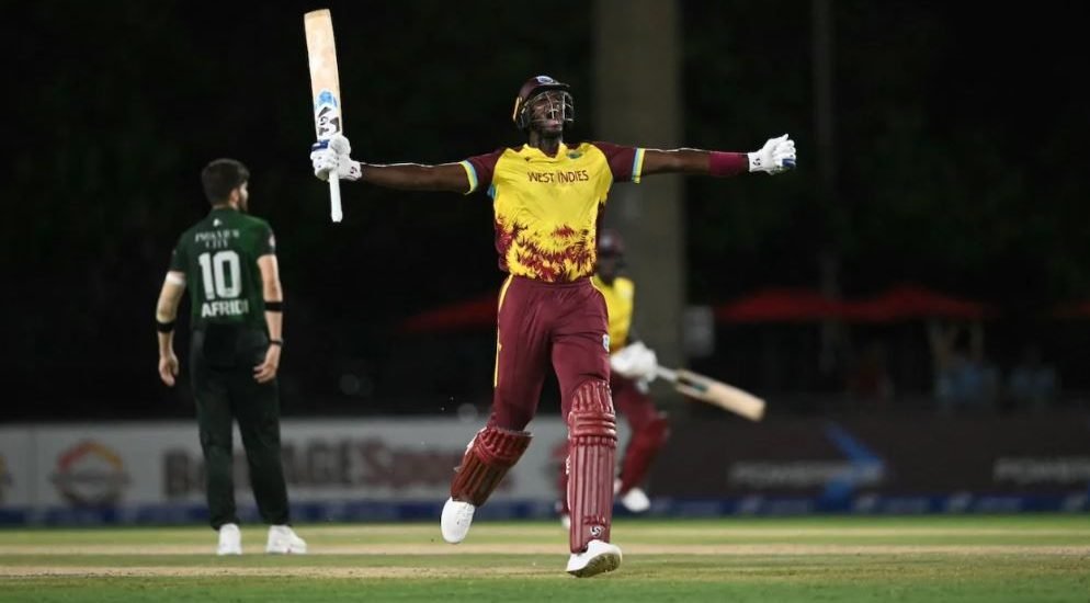 Jason Holder 4 wickets